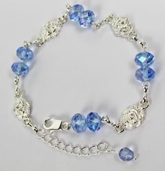Armband  swarovski style kristal  korenbloemblauw met roosjes