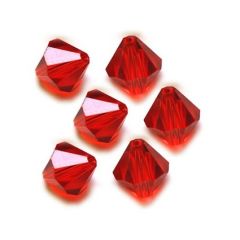Facetgeslepen bicone 6x6mm K9 glas rood. Per 10 stuks.