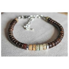 Armband chocolade bruine cocos kralen en Jaspis kralen met zilverkleurige hematiet.