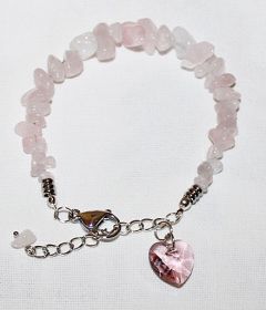 Armband Rozekwarts splitkralen met facetgeslepen roze hartje 