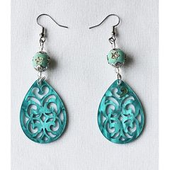 Oorbellen Boho turkoois groene hangers met sterretjes kraal