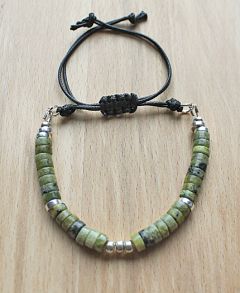Armband mos agaat heishi rondellen 6x4mm met hematiet kralen