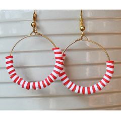 Hoepel oorbellen rood en wit gestreepte katsuki kralen
