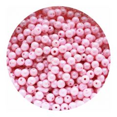 Acryl kralen met AB glans 6mm licht creme roze, 48-50 stuks.