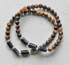 Armband Tijgeroog 6mm kralen met zwarte toermalijn, 19-20cm.