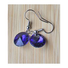 Set oorbellen met 12mm rivoli donker saffier blauwe hangers