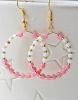 Hoepel oorbellen 4mm Miyuki kralen roze en wit met goudkleur