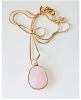 Goudkleurige slangenketting met facetgeslepen rozekwarts hanger