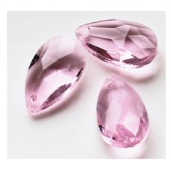 Glaskraal druppel facetgeslepen 22x13x7mm, roze, per 2 stuks.