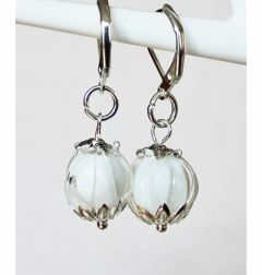Oorbellen witte 12mm glashangers