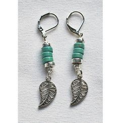 Set Boho oorbellen turkoois, hematiet en zilverkleurig blaadje
