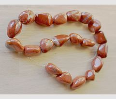 Kralen Jaspis rood-bruin, 14~20x8~12mm. Per stuk.