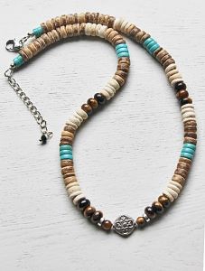 (Surf) ketting met kokos en turkooiskralen en tijgeroog kralen