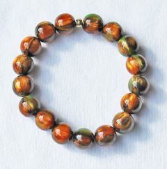 Armband 12mm groen-bruin gevlamde resin kralen, 20cm
