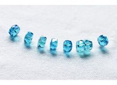 Zakje facetgeslepen heldere aquamarijn kristal glaskralen 8x5mm, 20 st.