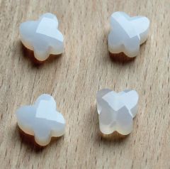 Facetgeslepen glaskraal witte alabaster Vlinder 10x4mm