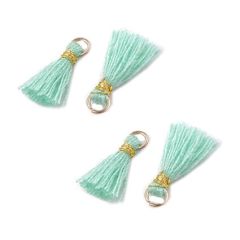 Kwastje of tassel lichte turkooiskleur 10x15mm, per stuk.